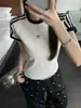 Camiseta Listrada Manga Curta Slim Fit Tendência para Mulheres Primavera/Verão 2026 Estilo Ins com Design de Bordado de Laço Top Versátil Emagrecedor