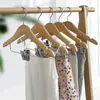 Perchero de Ropa Retráctil de Madera Maciza Dadi para Niños, Perchero Antideslizante de Madera de Loto Color Natural (con clips)