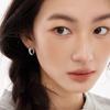 Plata de Ley S925 Diseño Dongdaemun Corea del Sur Diamante Anillo de Alta Gama Anillo Aretes Aretes Simples de Lujo Ligero para Mujer