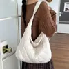 Bolsa Jaqueta de Algodão Casual Super Leve Bolsa Tote Matelassê Diamante Bolsa Grande Capacidade Feminina para o Trabalho Bolsa de Ombro Simples Novo Estilo Outono/Inverno 2026