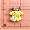 Caja de regalo de Navidad de dibujos animados Sanrio Diversión para niños material de paquete de accesorios de resina para funda de teléfono pasador diy hecho a mano pegamento de crema