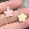 60 Pingentes de Flor de Liga Esmaltada para Joias DIY Mistas, Brincos de Flor de Cerejeira de Cinco Pétalas com Pérolas, Acessórios de Orelha, Pingentes de Colar