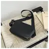 2026 Verano Nueva Moda de Alto Valor Estampado de Letras Simple Versátil Elegante Correa Ancha Bolso Cruzado de Hombro Pecho Cintura