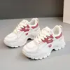 Nuevos Zapatos de Papá de Venta Caliente Primavera y Verano 2024, Zapatos de Mujer Modernos Estilo Coreano, Suela Gruesa, Que Aumentan la Altura, Zapatos de Malla Transpirable