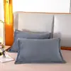 Um par de fronhas de veludo de leite, espessadas para o inverno, proporcionando calor, feitas de veludo de marta dourado, e com propriedades antiestáticas, adequadas para adultos e estudantes, fronhas de tamanho único