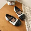 Zapatos Pequeños Estilo Chanel para Niños Primavera y Otoño 2025 Nuevos para Bebés y Niños Pequeños Zapatos de Princesa con Bloques de Color Estilo Coreano Versátiles Zapatos Pequeños de Piel