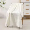 Terciopelo Burbuja Suave, Absorbente, Secado Rápido Terciopelo Coral Grande Toalla de Baño Al Por Mayor Toalla Plus Empaque Compresible Transfronterizo Nuevo Estilo
