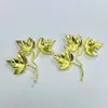 Accesorios DIY Hojas de Cobre Fundido Colgante de Hoja de Arce de Tres Hojas Adorno Ropa Pendientes Broche Pasador Diadema