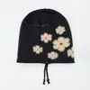 Gorro de punto de felpa floral estilo coreano para mujer, adecuado para otoño e invierno, circunferencia de cabeza grande, artístico y versátil, hace que la cara se vea más pequeña, gorro cálido