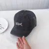 Nueva Gorra de Béisbol con Visera Corta, Bordado de Letras, Protección Solar para Hombre, Estilo Callejero Versátil Japonés, Visera con Borde Deshilachado, Pico de Pato Adelgazante