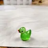 Adorno de Muñeca Patito Lindo Realista que Brilla en la Oscuridad Pato Colorido Resina Decoración DIY Accesorios Cristal