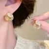 Brincos de tarracha com pérola e zircônia para mulheres, brincos com pino de prata 925, design de nicho, brincos de alta qualidade e elegantes, fornecimento de fábrica no atacado