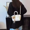Bolso Cruzado de Hombro Único Estilo Nuevo 2026 para Mujer de Diseño de Nicho, Bolso de Mano de Alta Gama, Bolso Cruzado de Hombro de Moda para Viajes de Mujer