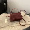 Bolsa de Mão Quadrada Pequena Casual de Verão 2026 Retro Tendência Grande Capacidade Cor Sólida Bolsa de Ombro Transversal Nova Moda