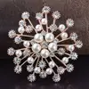 Broche de perla de ambiente de moda nuevo para mujer, aleación, flor, animal, prendedor, broche de diamante, hebilla para pañuelo de seda, joyería al por mayor