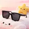 Gafas de Sol Suaves de Silicona para Niños y Niñas, Montura Cuadrada con Tachuelas, Polarizadas, Protección UV, Gafas de Sol para Bebé para Salidas, Protección Ocular de Moda