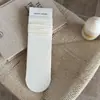 Meias Lisas Simples para Mulheres Início do Outono Confortáveis Estilo Preguiçoso Meias Pós-Parto Meias Cinzas de Cano Médio Simples Versáteis Meias Largas de Algodão