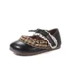 Zapatos de Encaje y Piel para Niñas 2026 Primavera Nuevos Estilo Coreano Planos para Niñas Moda Poco Profundos con Moño Zapatos de Princesa Tendencia
