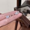 Quatro peças de contas de cristal azul brincos de borboleta verão fresco pequenos e pequenos brincos nicho design luz luxo all-match