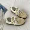 Tênis de treino alemães estilo deserto, novo modelo primavera/verão 2026, tênis brancos versáteis de sola grossa, sapatos casuais para combinar com saias, sapatos femininos