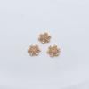 Sombrero de flor con cuentas huecas de circonita con incrustaciones de oro de 14 quilates, accesorios de joyería hechos a mano, material de bricolaje, copo de nieve dorado