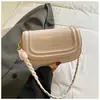 Bolso pequeño de alta gama transfronterizo para mujer, bolso cuadrado pequeño nuevo, elegante y moderno, versátil y chic, se puede llevar al hombro o cruzado