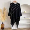 Xale Pulôver Cape Colorido com Franjas Grosso Quente Tamanho Plus Style Étnico Boêmio Tricotado Cachecol para Mulheres