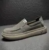Nuevos zapatos casuales de tela transpirable para hombre para todas las estaciones, slip-on de moda para el día a día y para ir al trabajo, zapatos perezosos para jóvenes