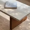 Mesa de Centro de Travertino Natural Estilo Wabi-Sabi Mesa para Sala de Estar de Villa Minimalista Italiana Mesa de Centro de Madeira Maciça e Mármore