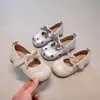 Zapatos de Cuero para Niñas Estilo Coreano con Lazo Lindo Modelo Nuevo Primavera y Otoño 2026 Slip-On con Cordones Versátiles Zapatos Pequeños de Cuero para Bebés Niñas