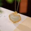 Colgante de bolsita Ruyi retro de moda nacional con jade y zafiro de Hetian chapado en oro de plata esterlina S925 de Yilu, caja Gawu, colgante para mujer