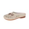 Meias Pantufas Fechadas Tamanho Grande 2026 Novo Estilo de Verão Pantufas Fechadas para Mãe Pantufas Femininas Planas Florais Casuais Pantufas Femininas de Comércio Exterior