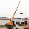 Los fabricantes suministran grúa de piso de tres ruedas 5 toneladas grúa pequeña de tres ruedas grúa de tres caballos grúa de camión de tres ruedas