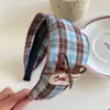 Lenço Quadrado com Aplique de Urso Estilo College Elástico de Cabelo Corda de Cabelo para Rabo de Cavalo Lateral de Menina Borracha de Cabelo Acessórios de Cabelo