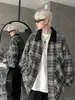 Chaqueta a cuadros de moda estilo americano para hombre, primavera, otoño, invierno 2026 nueva moda, solapa elegante, tacto de alta gama, abrigo casual holgado