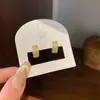 Novos brincos de cruz cravejados de diamantes dourados e prateados para mulheres, únicos, doces e descolados, de luxo leve, de alta qualidade, modernos, versáteis e elegantes