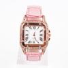 Reloj Tiktok reloj para mujer celebridad de internet en vivo regalo pulsera traje dos piezas correa reloj de cuarzo para mujer al por mayor