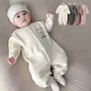 Ropa de Salida para Bebé de Manga Larga para Niños y Niñas, Monos Calientes de Invierno y Otoño para Bebé, Batas de Terciopelo con Dibujos Animados, Ropa para Niños