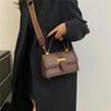 Tecido Cor Sólida 2023 Simples Colorblock Moda Compras Casual Retrô Rua Crossbody Portátil Ombro Pequeno Quadrado Bolsa