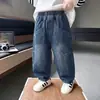 Jeans de Mezclilla para Niños Primavera y Otoño 2026 Nueva Ropa Infantil Elegante Pantalones de Pierna Recta a la Moda Pantalones de Otoño Estilo Coreano para Niños