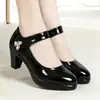 2026 Primavera/Otoño Nuevo Estilo Charol Brillante Strass Velcro Tacón Grueso Impermeable Plataforma Suela Suave Antideslizante Resistente al Desgaste Zapatos de Calle para Viajar