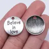 20x20mm 2g Acessórios para Joias Artesanais DIY Pingente de Placa com Palavra Letra Inglesa Acredite no Amor