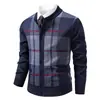 Nuevo Cárdigan de Punto a Cuadros con Cuello Alto para Hombre Otoño Invierno de un Solo Botón con Bolsillos Suéter Abrigo Casual de Felpa