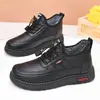 Zapatos Nuevos de Algodón para Mujer de Invierno con Forro de Felpa, Engrosados, Cálidos, para Madres de Mediana Edad y Mayores, Suela Plana, Cómodos, Impermeables, Zapatos Casuales de Algodón