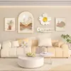 Arte de parede para sala de estar na cor creme, decoração de parede de fundo para sofá em estilo nórdico, combinação de mural floral e de plantas verdes de alta qualidade e elegante