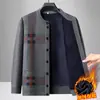 Cardigan de lã grossa xadrez com forro de fleece masculino, outono/inverno, para meia-idade, casual de negócios, peça externa de tricô quente, estilo pai