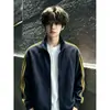 Jaqueta com Capuz Regular Ombro Preto e Vermelho Masculina Outono Streetwear Americano Gola Alta Jaqueta Baseball Jaqueta de Corte Limpo