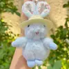 Sombrero de Paja Estilo Europeo Original Genuino Colgante Llavero Conejo Oreja Vertical Muñeca Linda Regalo Pequeño Venta al por Mayor