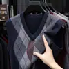 Chaleco de punto para hombre de otoño e invierno 350g, chaleco casual sin mangas de lana gruesa con bloques de color para mediana edad para hombre
