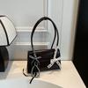 Bolso de Mujer 2025 Nuevo Bandolera de Hombro Bolso Cuadrado Pequeño Popular en Internet Coreano Bolso Sobaco Estilo Occidental Retro Bolso General Combinable
